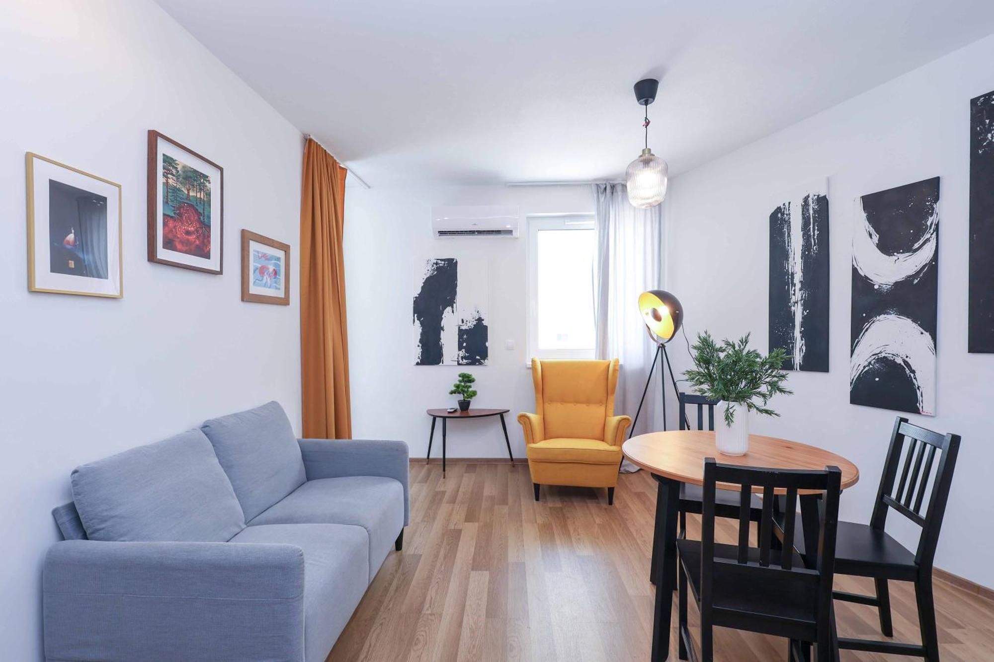 Appartamento Adamick Place In City Centre With Free Parking Bratislava Esterno foto
